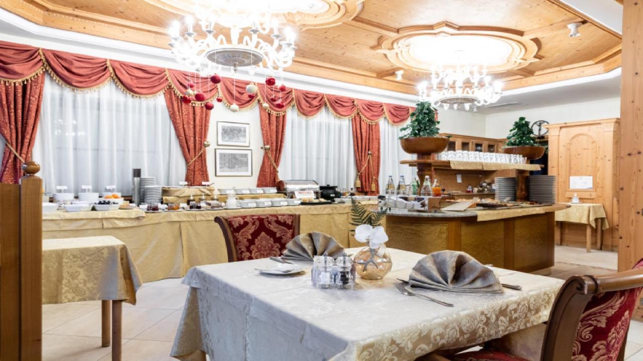 Cityhotel Goldener Adler B&B Κιούζα Εξωτερικό φωτογραφία
