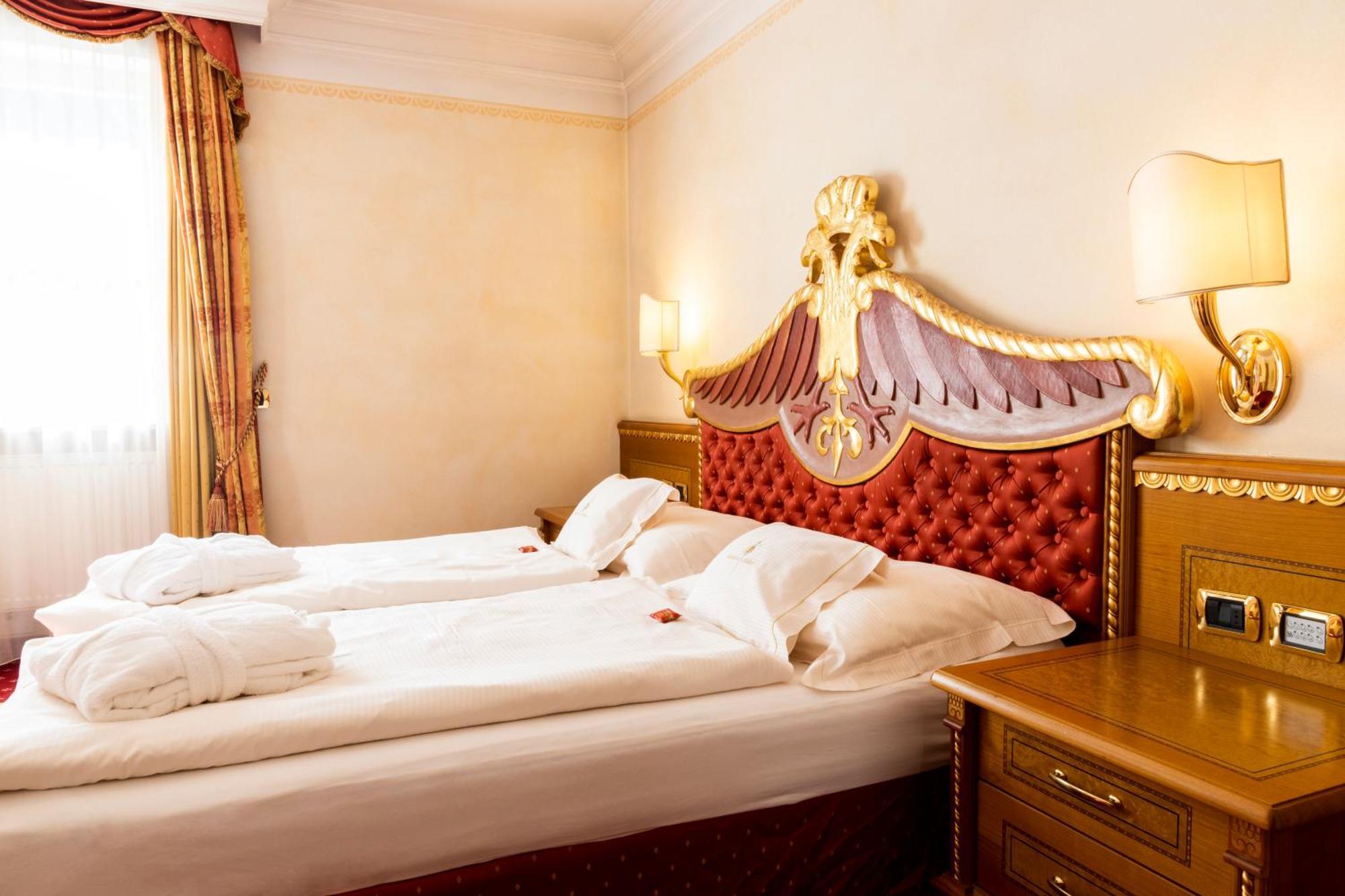 Cityhotel Goldener Adler B&B Κιούζα Εξωτερικό φωτογραφία