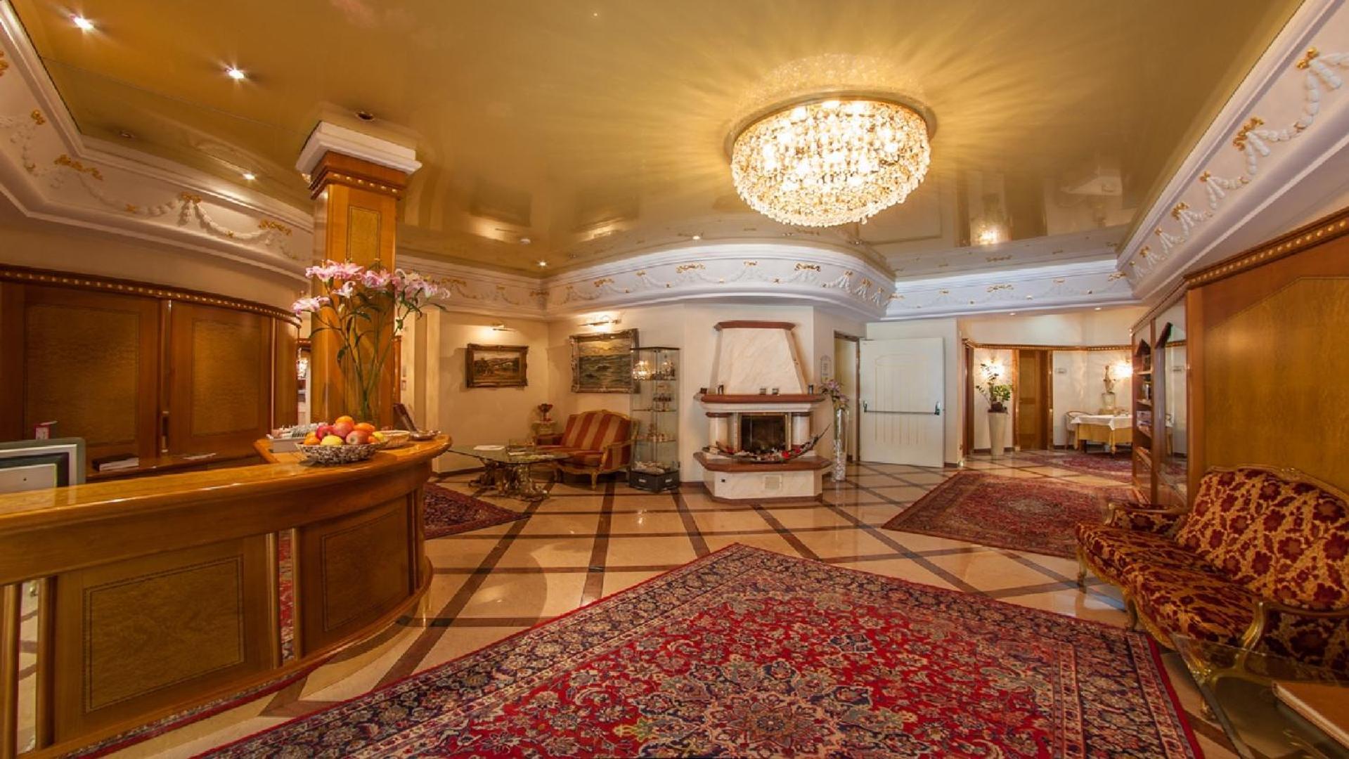 Cityhotel Goldener Adler B&B Κιούζα Εξωτερικό φωτογραφία